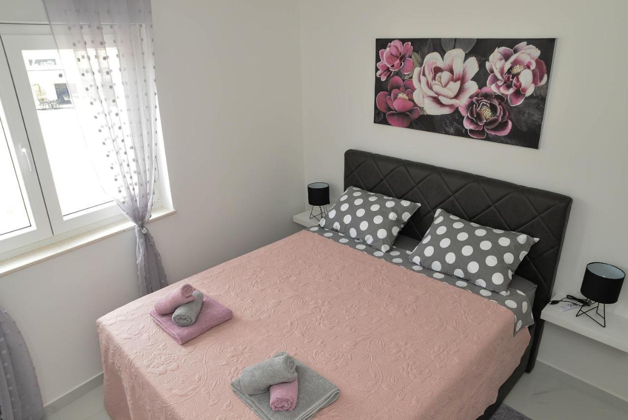 Apartment Laura Zadar Eksteriør billede