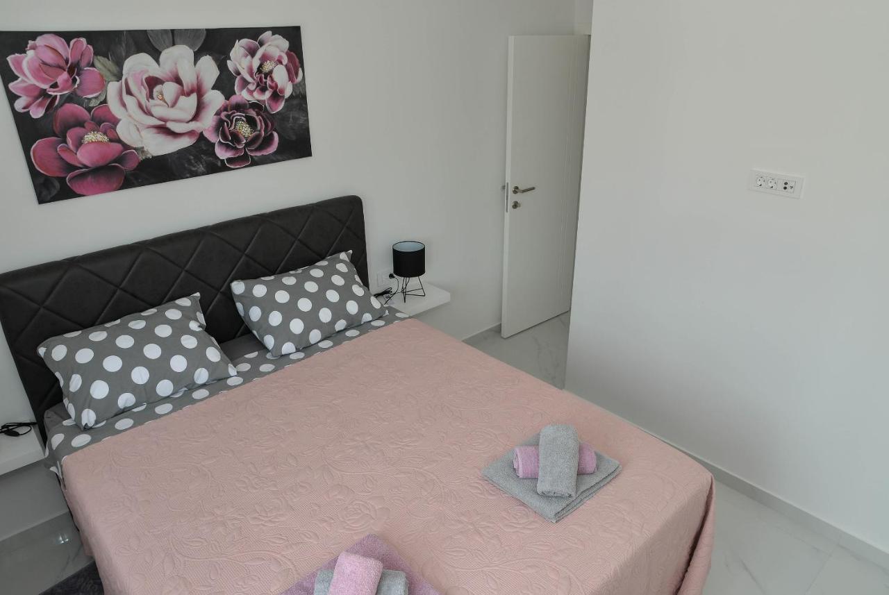 Apartment Laura Zadar Eksteriør billede